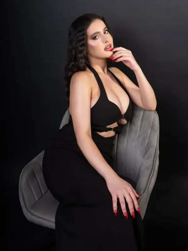 Anita Female companion in Mumbai
